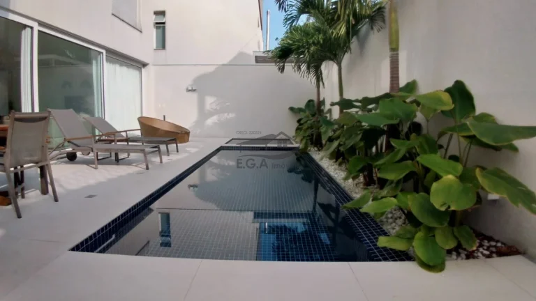 Imagem CASA EM CONDOMÍNIO PÉ NA AREIA .
