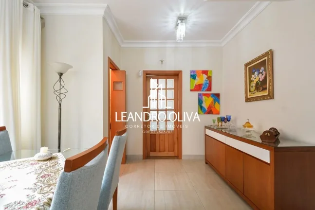 Imagem Vila Clementino – Sobrado à Venda 3 Suítes | 3 Vagas | 244 m² de Área Construída