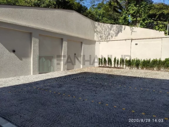 Imagem Este maravilhoso imóvel comercial possui endereço emblemático, localização privilegiada e uma fachada imponente que irá destacar o seu negócio. Com ma