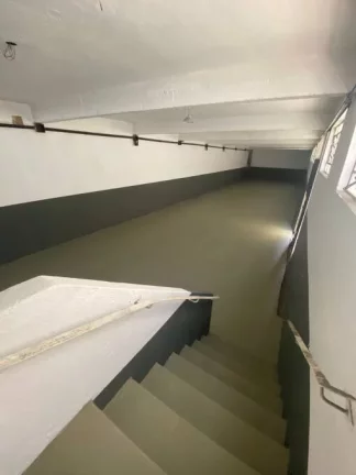 Imagem Oportunidade sólida para investidores: galpões industriais já alugados.