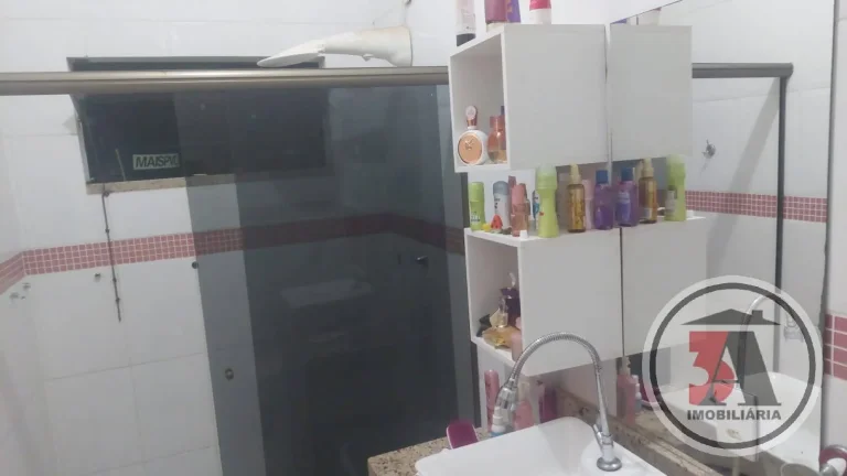 Imagem Sobrado com 300m2 e piscina Zona Sul