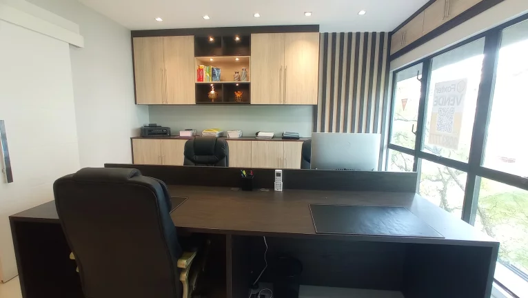 Imagem Sala comercial com recepção 34m²