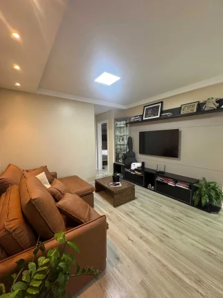 Imagem Apartamento com 2 dormitórios sendo 1 suíte e 1 vaga no bairro Vila Operária em Itajaí
