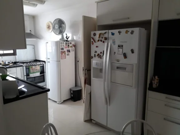 Imagem Apartamento 187M², 3Q, 2 Suítes, 3 Salas, 3 Vagas, Dependência Completa de Serviços, Piscina, Piscina Infantil, Academia, Brinquedoteca, Área Verde.