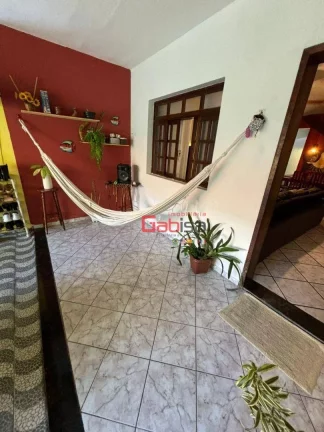 Imagem Casa com 2 dormitórios à venda, 250 m² por R$ 450.000,00 - Jardim Excelsior - Cabo Frio/RJ