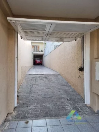 Imagem SANTO ANDRÉ Sobrado 240M², 2 dormitórios, churrasqueira, 5 vagas de garagem, ótima localização e valor !!