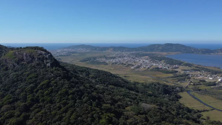 Imagem Terreno com Vista Privilegiada e Grande Potencial em Garopaba - Encantada / Serraria