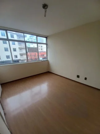 Imagem Apartamento espaçoso de 209m2 na melhor localização de Barbacena/MG