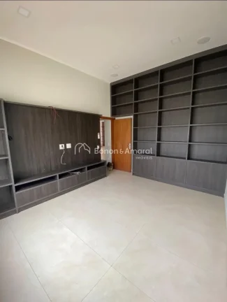Imagem Casa à venda no Condomínio Athenas - Paulínia/SP

Casa térrea com 03 suítes, sendo a máster co...