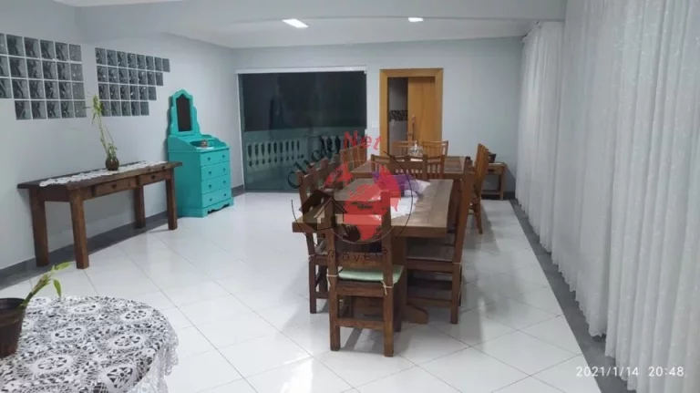 Imagem Maravilhoso Sobrado de Alto Padrão com 3 Suites, piscina e 5 vagas no bairro Vila Helena, Santo André