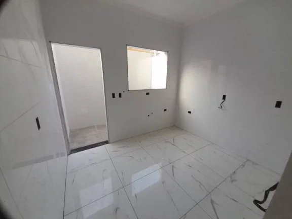 Imagem Casa com 2 dormitórios à venda, 65 m² por R$ 370.000,00 - Maracanã - Praia Grande/SP