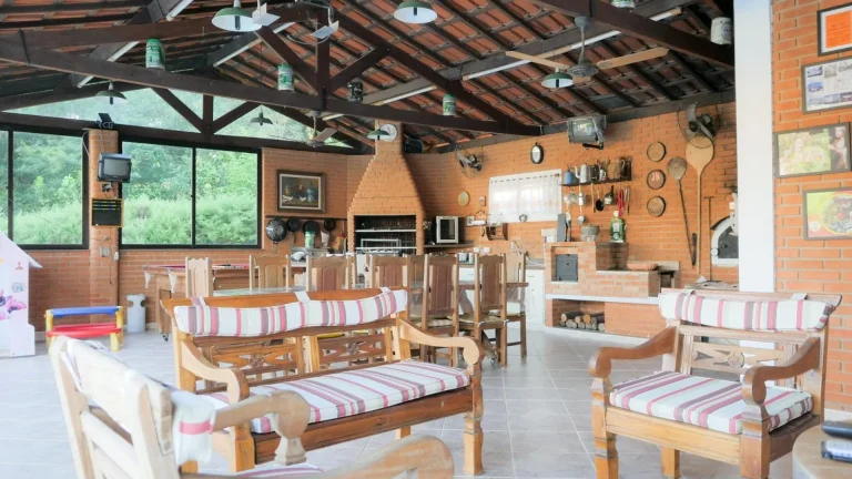 Imagem Sobrado com 5 dormitórios à venda, 695 m² por R$ 2.850.000,00 - Condomínio Monte Belo - Salto/SP