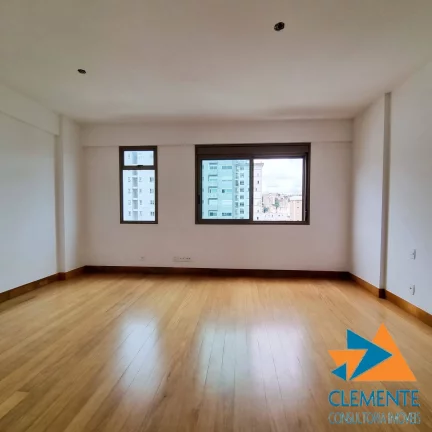 Imagem Excelente cobertura de 306 m² no Bairro São Pedro