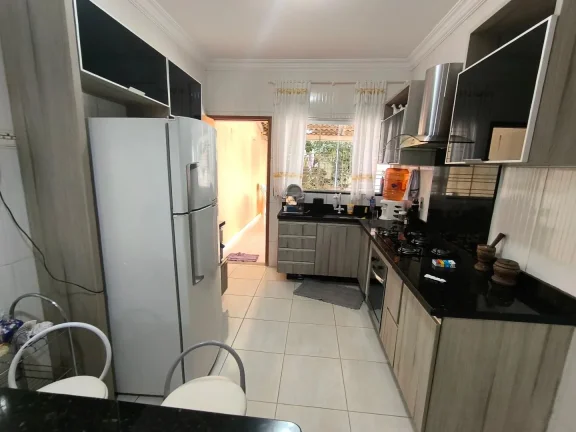 Imagem Casa De 3/4 C Suite Lote Grande No Santa Luzia , Parte Alta Do Setor