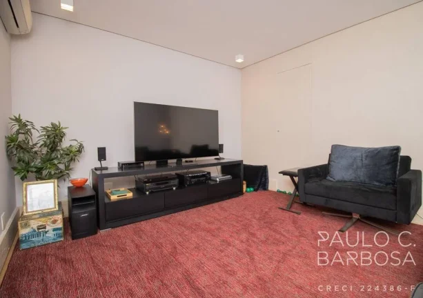 Imagem Apartamento amplo com 3 suítes, living com janelões - 4 vagas - 247m²