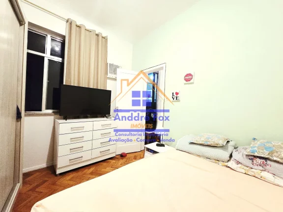 Imagem Apartamento com 2 Quartos, copa cozinha, área de serviço, condomínio barato, próximo ao metrô à venda, 70m² por R$ 345.000 - Tijuca