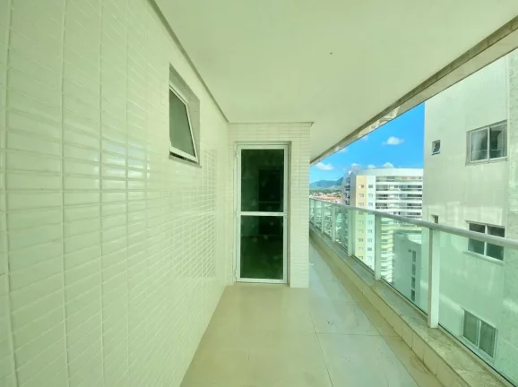 Imagem Apartamento Alto Padrão, 03 Quartos, 01 Suite, Vista Panorâmica, 02 Vagas de Garagem, 03 Varandas, Beira Mar, Praia do Morro, Guarapari - ES