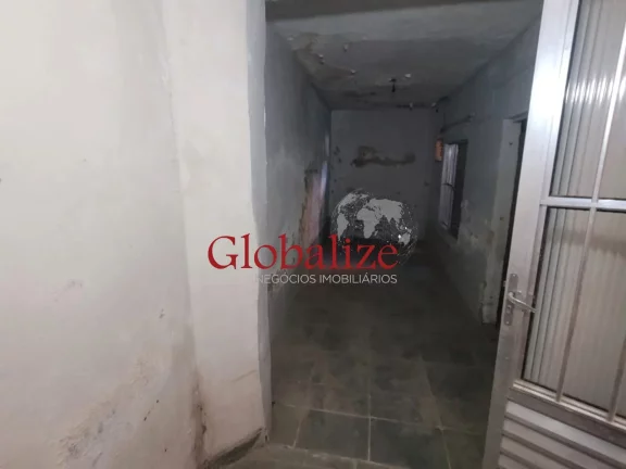 Imagem Oportunidade de casa para reforma com 4 dormitórios na vila São Jorge em Santos por $215.000,00
