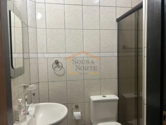 Imagem Sobrado 2 dormitórios, sala ampla, cozinha com armários, despensa, lavanderia, 1 vaga de garagem c...