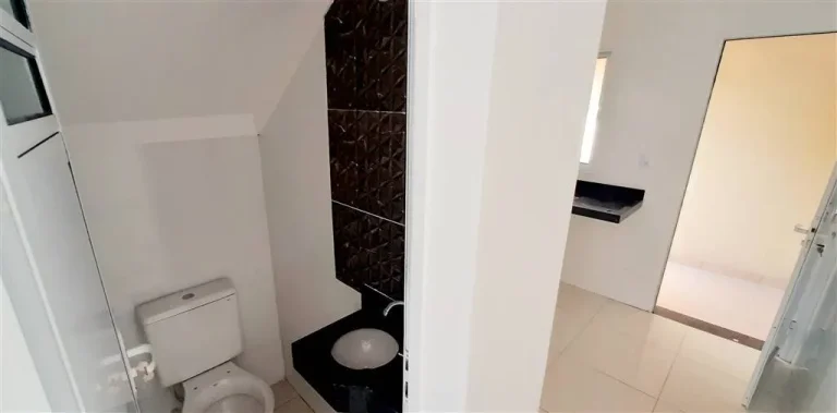 Imagem CASA COM 49.22 m² - PARQUE DAS AMERICAS - PRAIA GRANDE SP