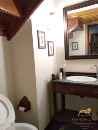 Imagem Casa a 100m da praça do Capivari para até 25 pessoas