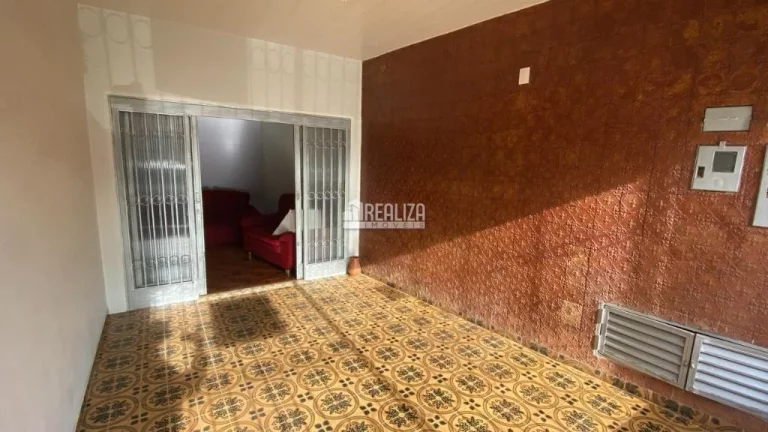 Imagem Imóvel com 6 dormitórios à venda no Bairro Boa Vista, Uberaba