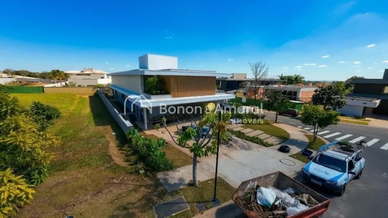 Imagem Casa à venda no Condomínio Pedra Alta, um imóvel de alto padrão que combina elegância, conforto...