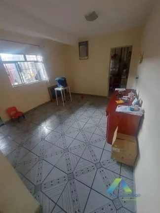 Imagem Sobrado com 309M². 04 quartos e 02 vagas a venda R$ 600 - cidade Domitila -sp