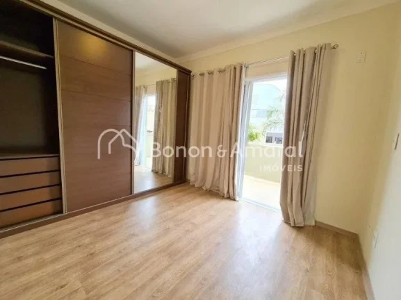 Imagem Casa à venda no condomínio Swiss Park. 3 quartos e 3 suítes, 220m²