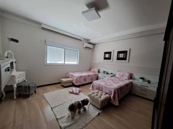 Imagem Linda casa no Condomínio Acapulco
