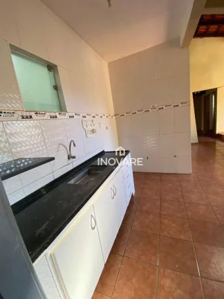 Imagem Casa com 3 dormitórios à venda, 270 m² por R$ 400.000,00 - Alvorada - Araporã/MG