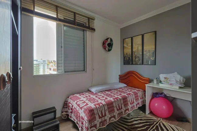 Imagem Apartamento de cobertura à venda no bairro Sagrada Família, em ponto nobre da região. Com 125m² ...