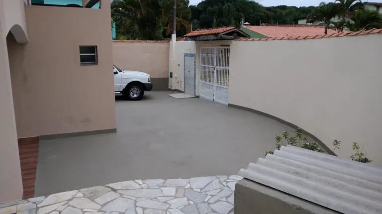 Imagem Casa para Venda em Itanhaém, Parque Augustus, 4 dormitórios, 2 suítes, 2 banheiros, 6 vagas
