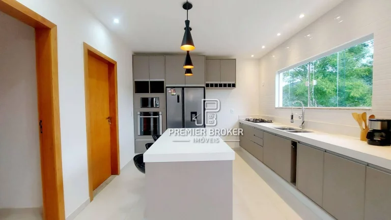 Imagem Casa à venda, 223 m² por R$ 1.400.000,00 - Albuquerque - Teresópolis/RJ