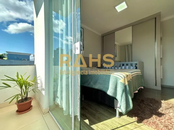 Imagem Ótimo apartamento semi mobiliado localizado no bairro Saguaçu, no inicio da Carlos Benack, próxim...