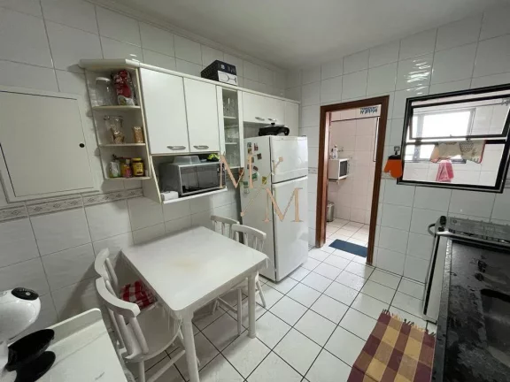Imagem Apartamento amplo com 3 dormitórios no Campo Grande