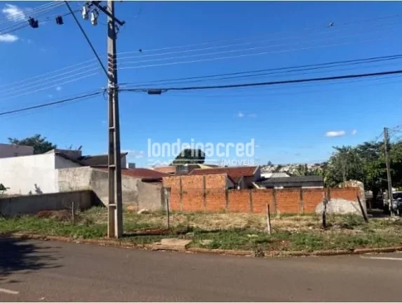 Imagem Terreno de esquina com 326m² no Residencial Porto Seguro 2, zona norte de Londrina, excelente localização para construção residencial