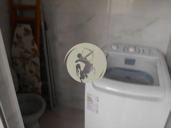 Imagem EXCELENTE TOTALMENTE REFORMADO E MOBILIADO, SEM GARAGEM MAS TEM PARA ALUGAR NO PRÉDIO