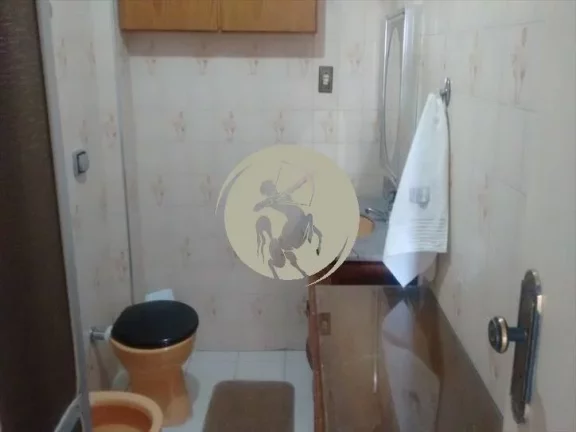 Imagem BEM LOCALIZADO, GARAGEM AMPLA, COBERTA