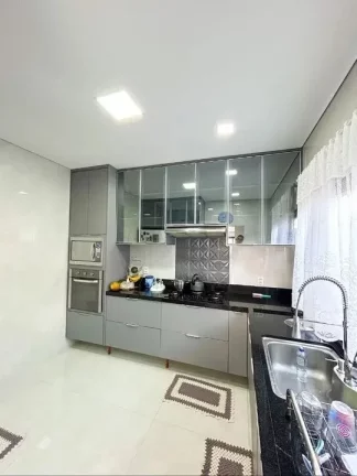 Imagem Casa em Condomínio para Venda em Cuiabá / MT no bairro Jardim Imperial