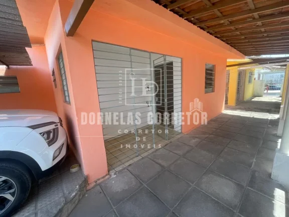 Imagem CASA COM 3 QUARTOS, SALA AMPLA E ACEITA FINANCIAMENTO!