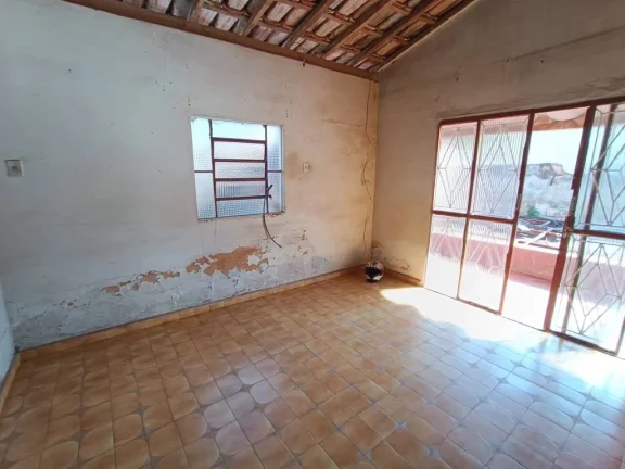 Imagem Casa 2/4 Com Barracoes No Setor Jardim Progresso Em Goiania , Oportunidade
