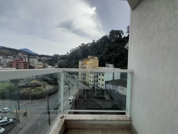 Imagem Apartamento para Venda em Teresópolis / RJ no bairro Várzea
