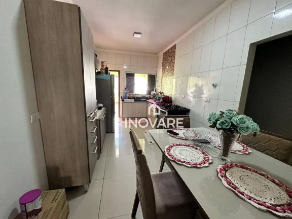 Imagem Casa com 3 dormitórios à venda, 99 m² por R$ 350.000,00 - Setor Afonso Pena - Itumbiara/GO