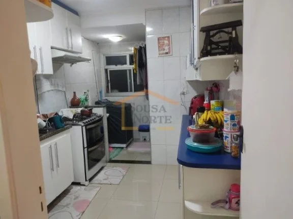 Imagem Apartamento com 63m², dispõe de 2 dormitórios com armários planejados, 1 banheiro, sala dois amb...