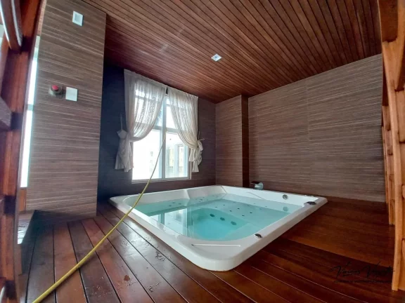 Imagem Apartamento Quadra Mar para Venda em Balneário Camboriú / SC no bairro Pioneiros