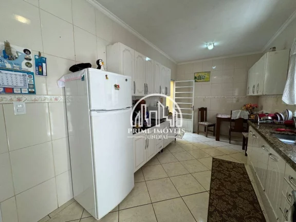 Imagem Casa Ampla com 3 Dormitórios à Venda no Cidade Jardim II - Jundiaí-SP