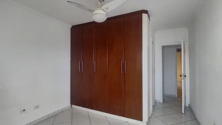 Imagem Apartamento com 3 dorms, Ocian, Praia Grande - R$ 400 mil, Cod: 1730