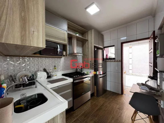 Imagem Casa com 3 dormitórios à venda, 120 m² por R$ 530.000,00 - Jardim Caiçara - Cabo Frio/RJ