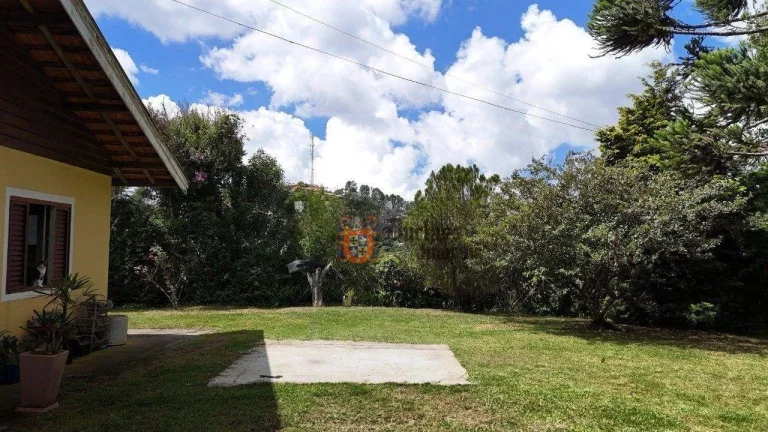 Imagem Casa com 4 dormitórios à venda, 222 m² por R$ 960.000 - Vila Abernéssia - Campos do Jordão/SP